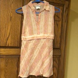 Maternity blouse sleeveless